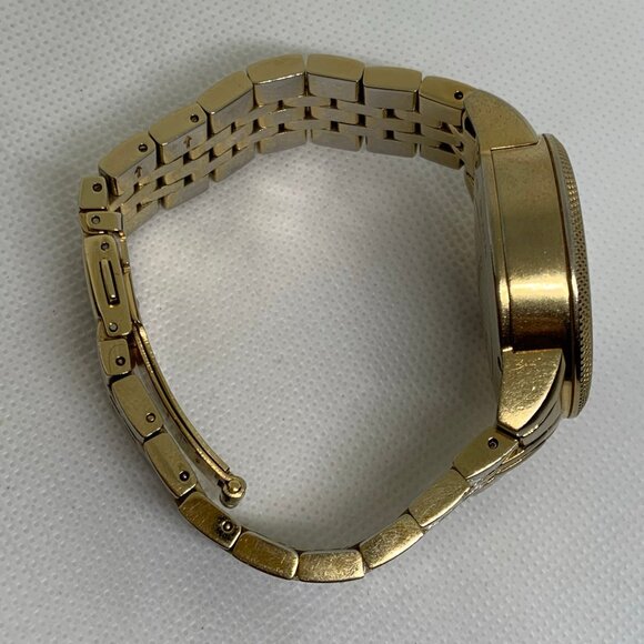 Michael Kors Women MK5676 date Chronograph Gold Tone Quartz 37mm 7” running - Picture 9 of 9